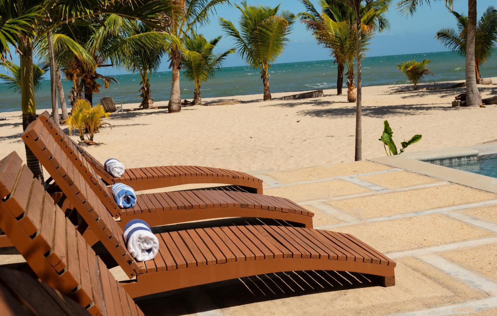 Sandy Feet Beach Resort Placencia Extérieur photo