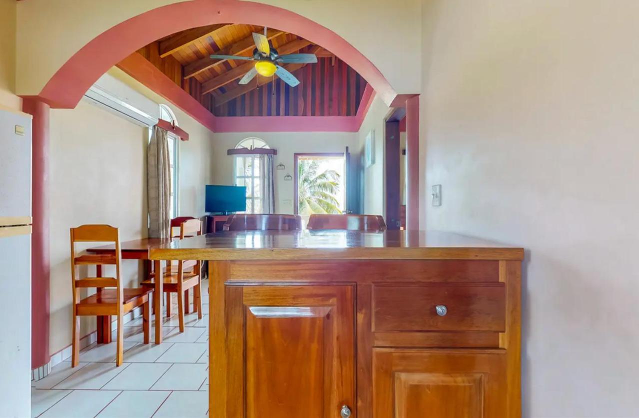 Sandy Feet Beach Resort Placencia Extérieur photo